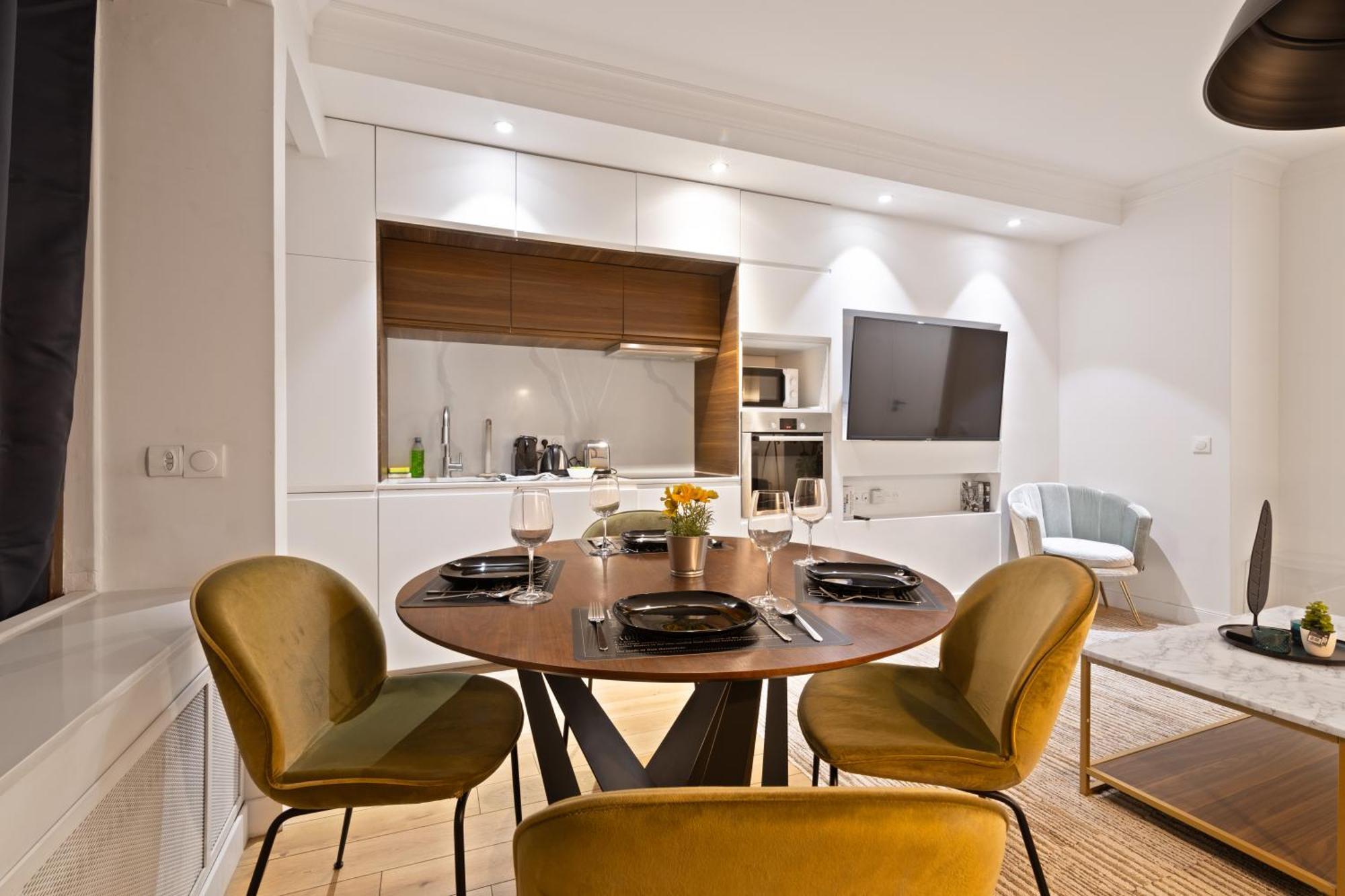 Appartement Quartier Arc De Triomphe 4 Free Netflix Париж Екстериор снимка